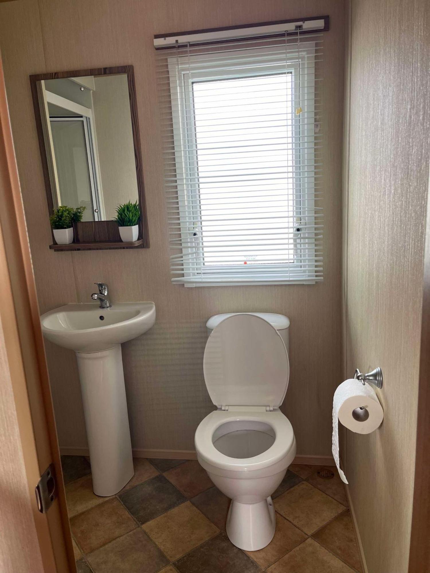 275 - Butlins Skegness, Pet Friendly And Wifi - Meadow Lakes Caravan & Lodge Hire Ingoldmells Exterior foto